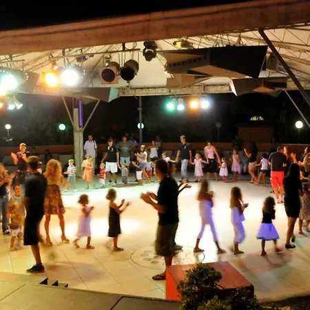 אתר נופש Bungalow S3b Conchiglia Albarella Island